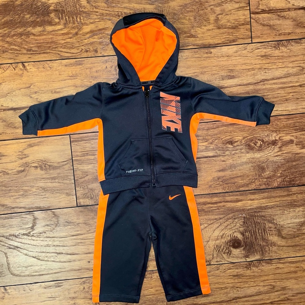NIKE Therma Fit Track Suit boys 12month